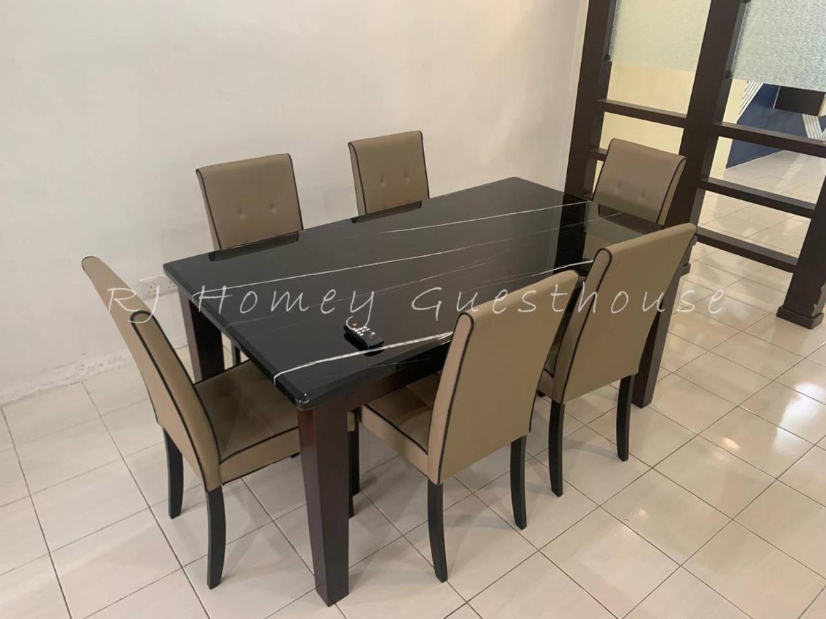 Rj Homey Guesthouse Σουνγκάϊ Πετάνι Εξωτερικό φωτογραφία